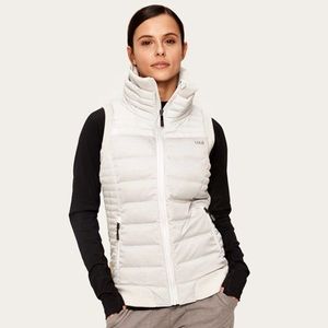 COPY - LOLE Brooklyn Vest in Meteor